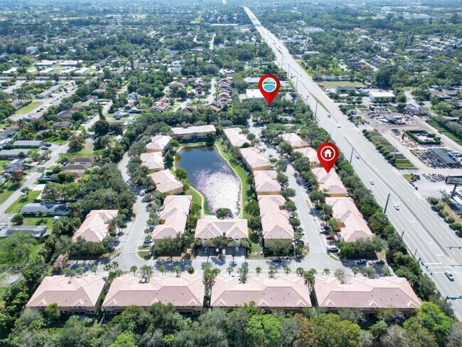 Building Photo - Coventry Townhomes