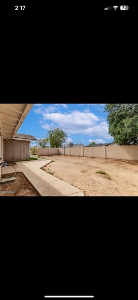 Building Photo - 6426 W Lamar Rd