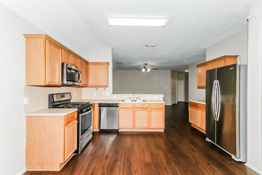 Building Photo - 4786 Wind Trace Dr