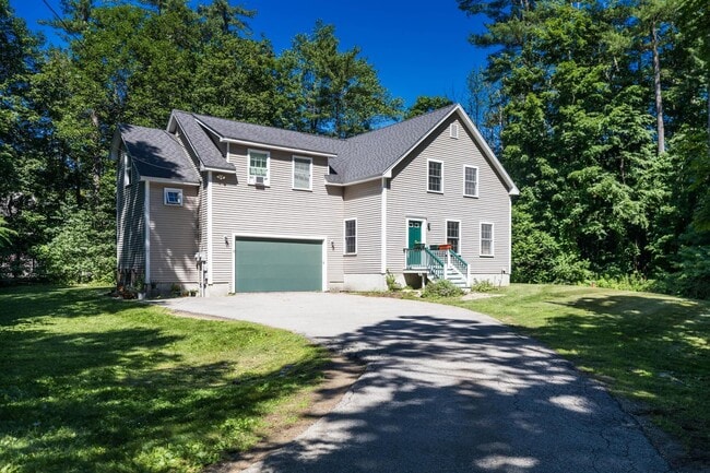 Building Photo - 12 Woodside Dr
