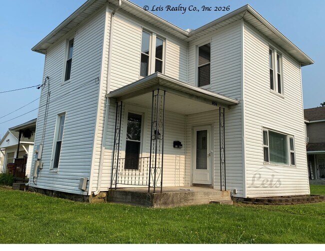 Building Photo - 404 Moody Ave