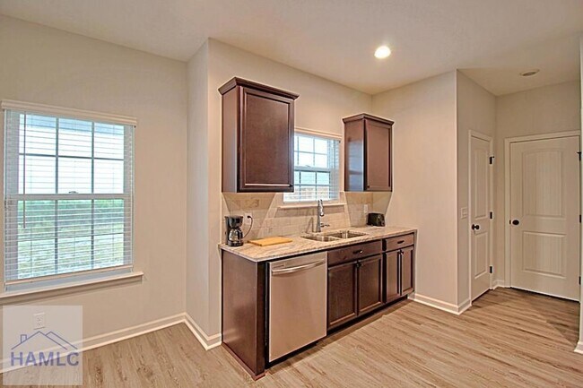 Building Photo - 1033 Turpentine Trl