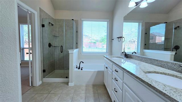 Building Photo - 5594 Linhurst Ct