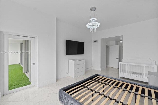 Building Photo - 2851 NE 183rd St