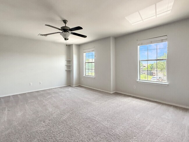 Building Photo - 165 Flagstone Trail