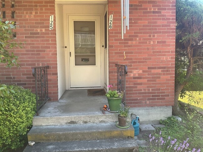 Primary Photo - Charming 1 Bed, 1 Bath Condo in Orchard Te...