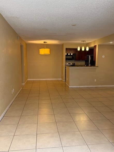 Building Photo - 5120 Conroy Rd