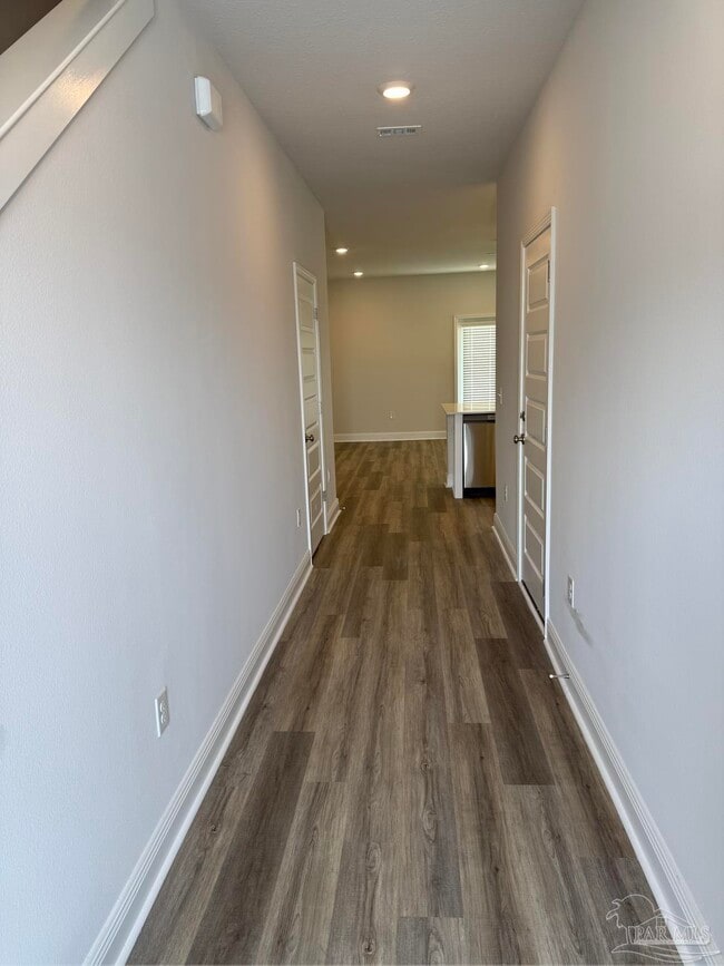 Building Photo - 3984 Pendragon Cir