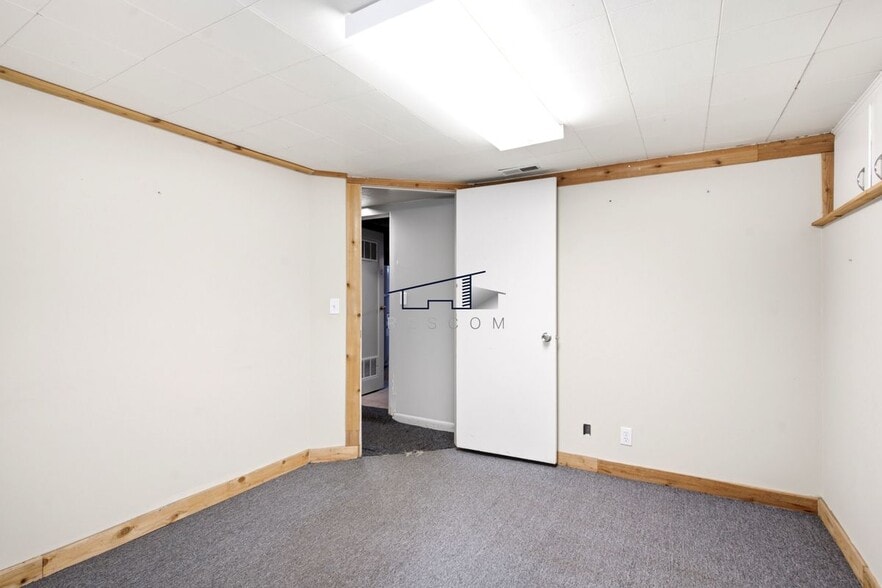 Building Photo - 1718 W 3300 S