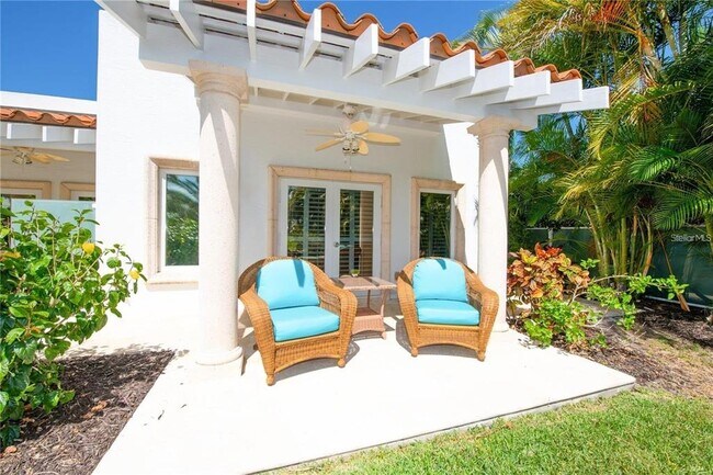 Building Photo - 5645 America Dr