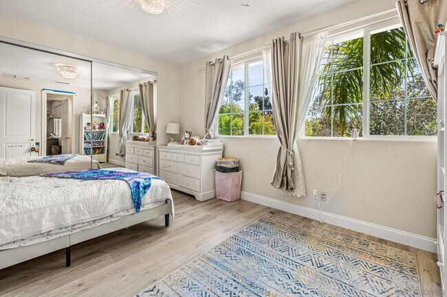 Building Photo - 6704 Rancho Lakes Ct