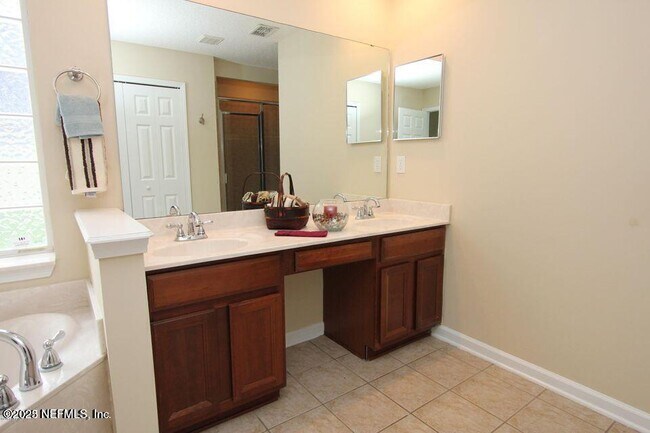 Building Photo - 1288 Loch Tanna Loop