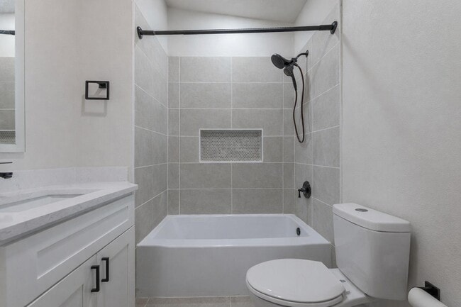 Building Photo - 306 Westmoreland Dr