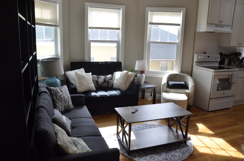 Building Photo - 51 Windsor St