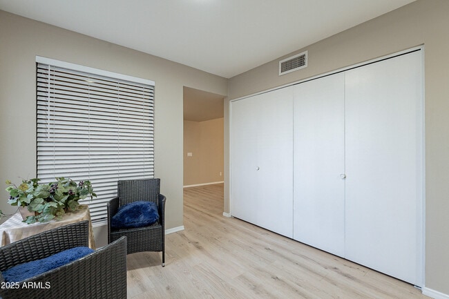 Building Photo - 25822 S Boxwood Dr