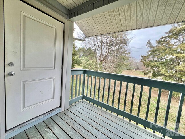 Building Photo - 11187 Harrowfield Rd