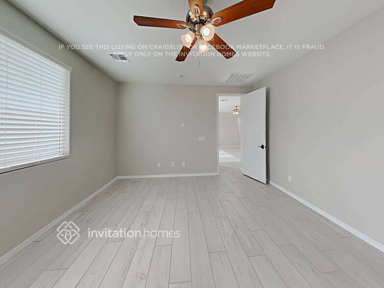 Building Photo - 19615 W Montecito Ave