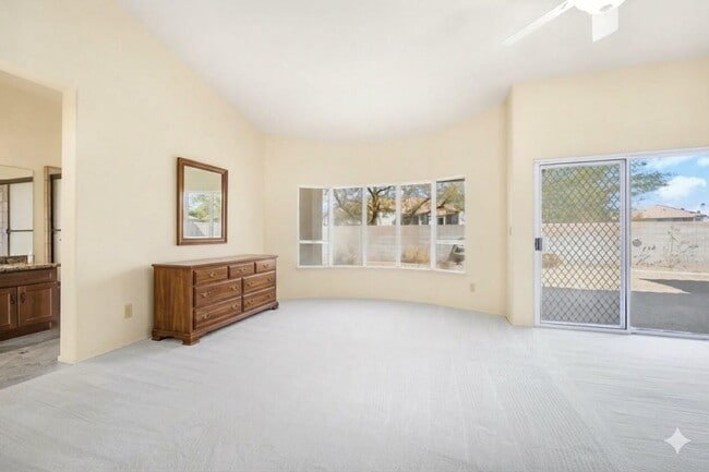 Building Photo - 40180 Eastwood Ln