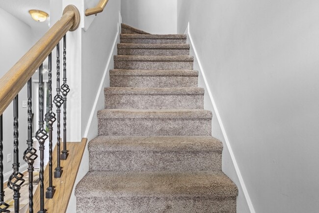 Building Photo - 326 Aquamarine Cir