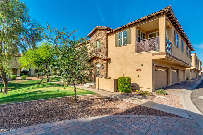 4702 E Waterman St - 4702 E Waterman St Gilbert AZ 85297 | Apartment Finder