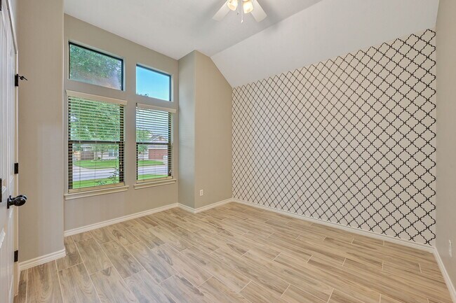 Building Photo - 4232 Rocky Rhodes Dr