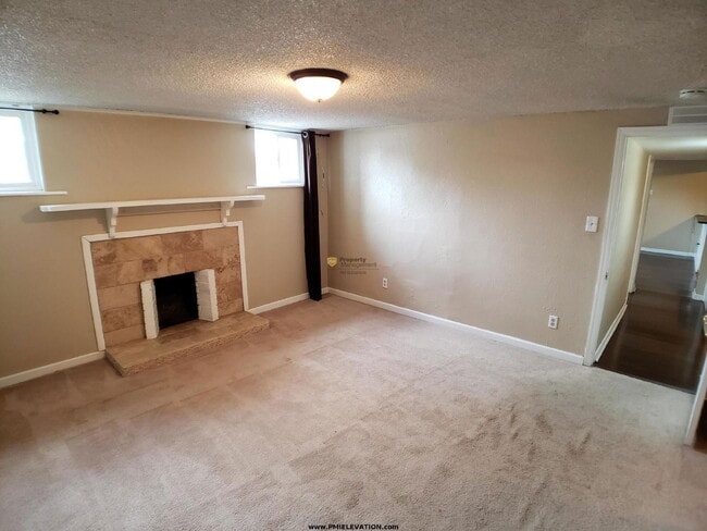 Building Photo - 4288 Hooker St