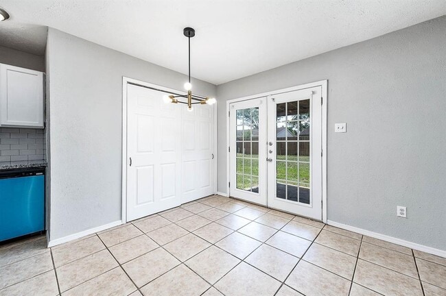 Building Photo - 17611 Poppy Trails Ln