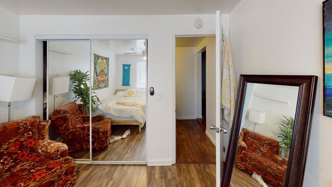 Building Photo - Steps to SDSU!