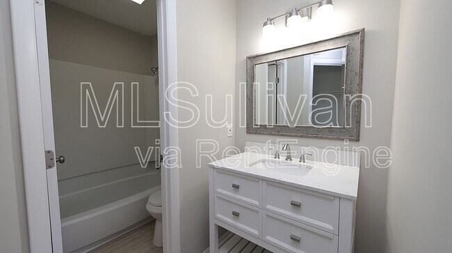 Building Photo - 3702 Chimney Ridge Pl