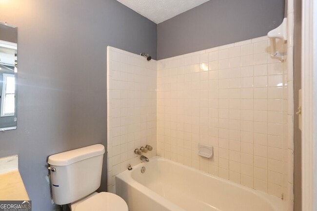 Building Photo - 5461 Park Pl S