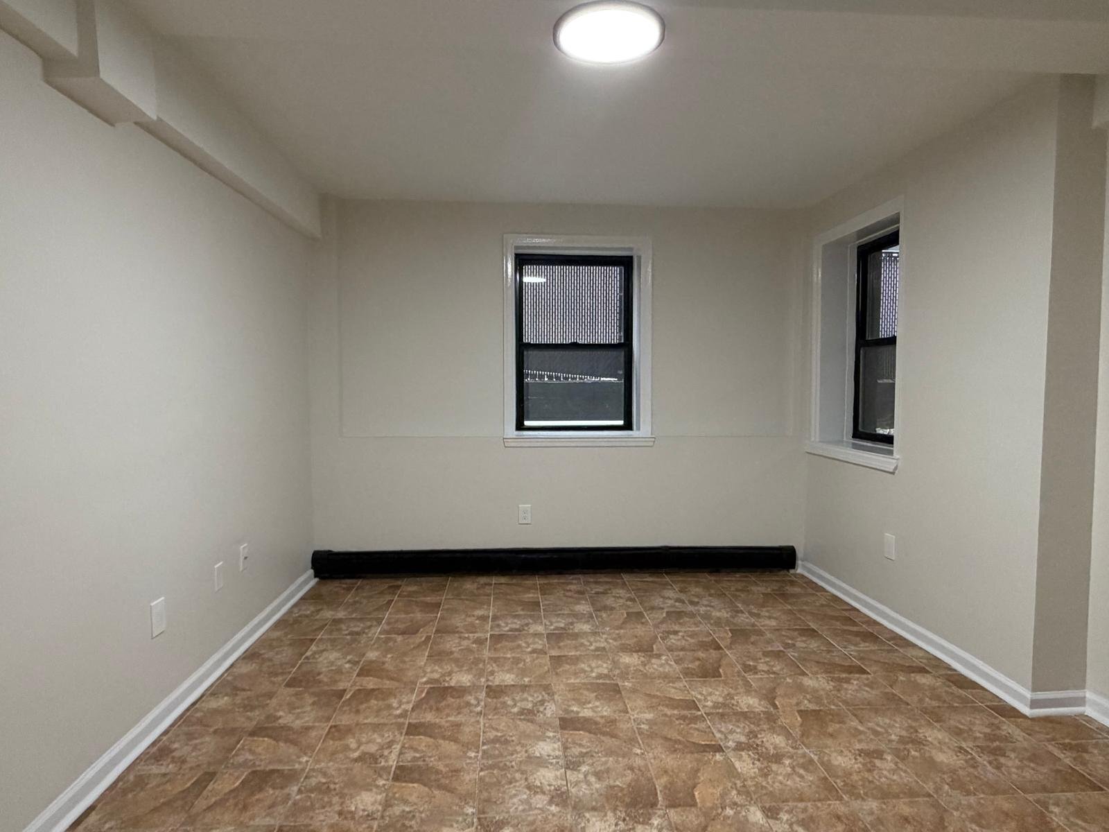 Building Photo - 150 S Harrison St