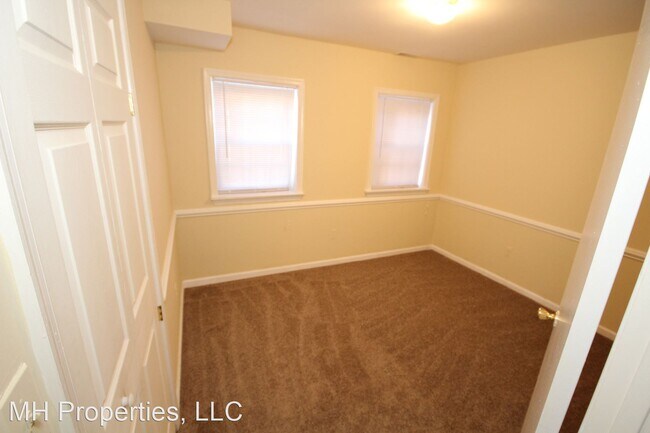 Building Photo - 3 br, 3.5 bath House - 602 Ivy League Lane