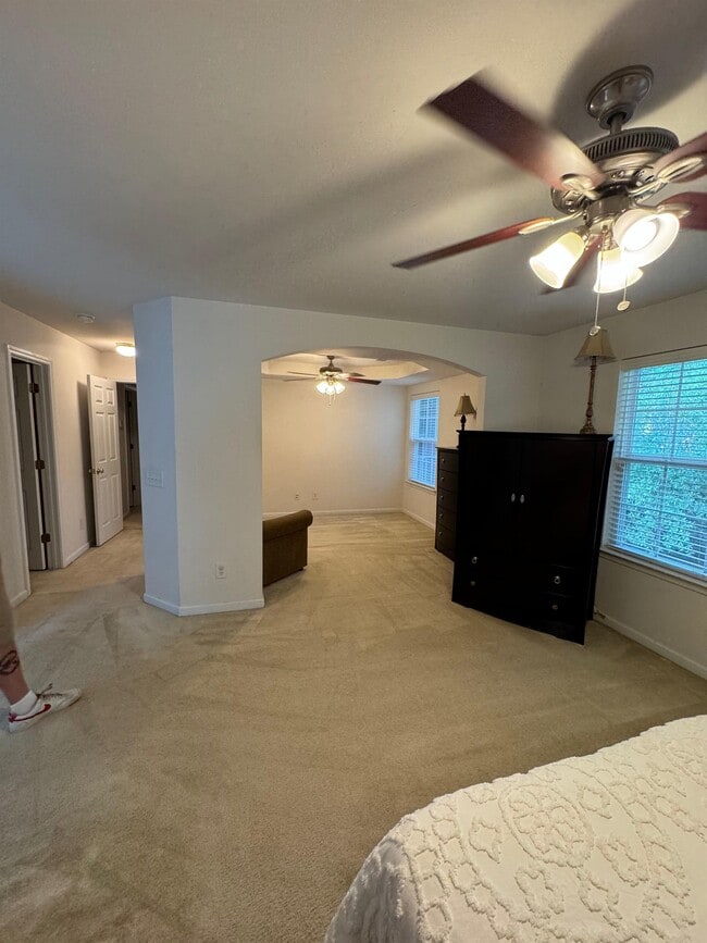 Building Photo - 116 Brentwood Dr