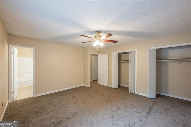 Building Photo - 3038 Courtney Dr
