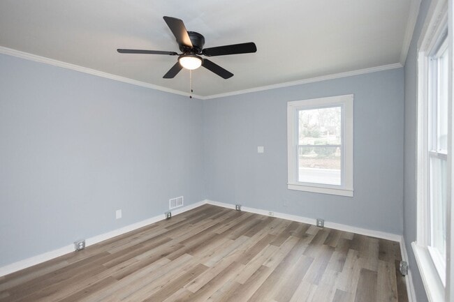 Building Photo - 3 Bedroom Home for Rent in Griffin, GA – $1,500/mo | 2 Bathrooms