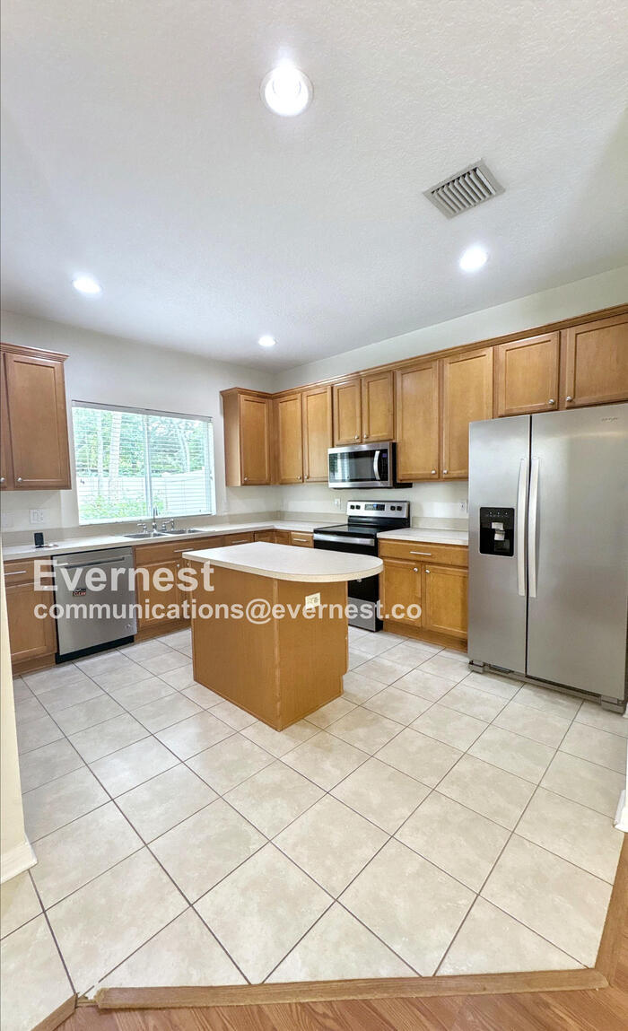 Building Photo - 10545 Shady Falls Ct