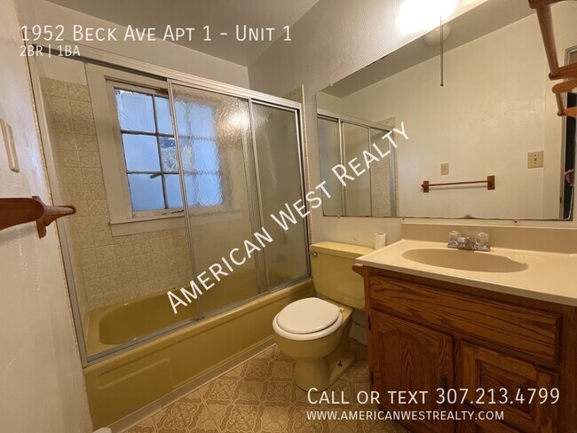 Building Photo - 1952 Beck Ave