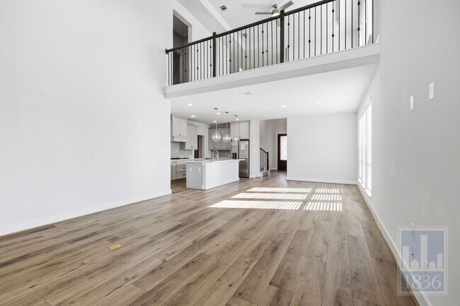 Building Photo - 216 Monrovia Wy