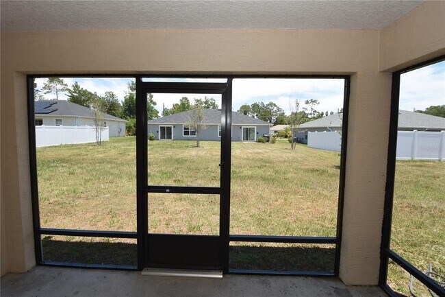 Building Photo - 31 Rosecroft Ln