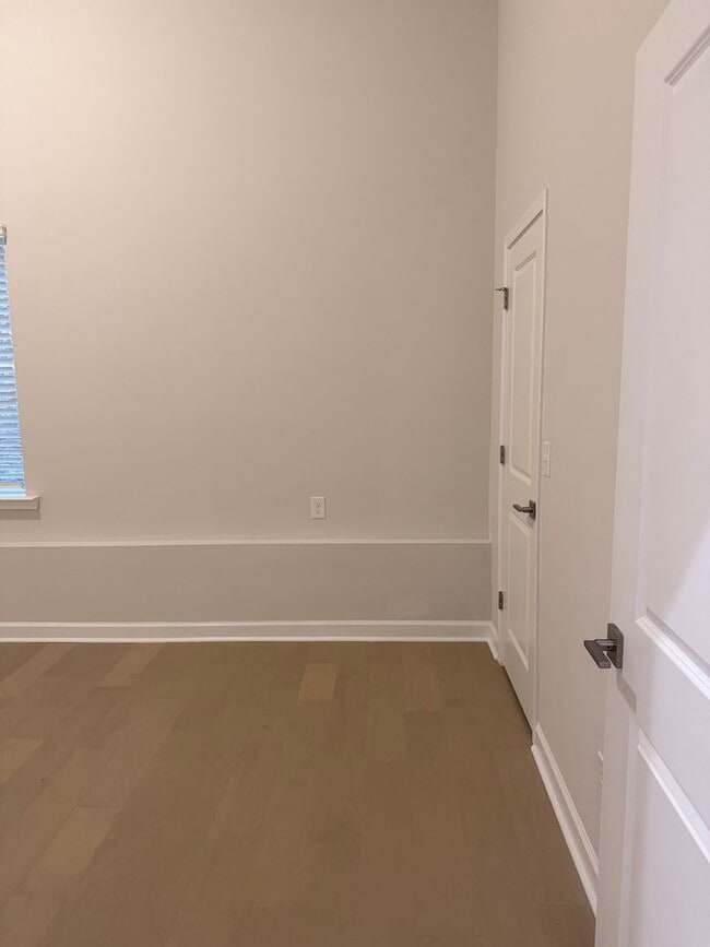 Building Photo - BRAND NEW TOWNHOMES AVALIABLE NOW