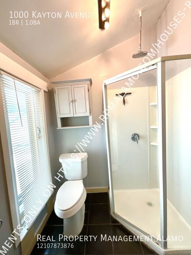 Building Photo - 1000 Kayton Ave