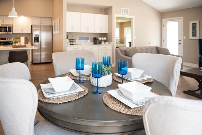 Building Photo - 600 Championship Dr