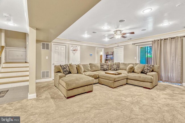 Building Photo - 5475 Owens Wood Ct