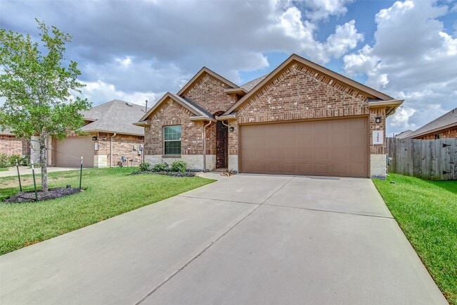 Building Photo - 23819 Padova Gardens Dr