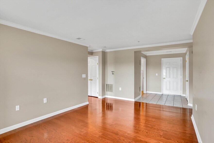 Building Photo - 12240 Roundwood Rd