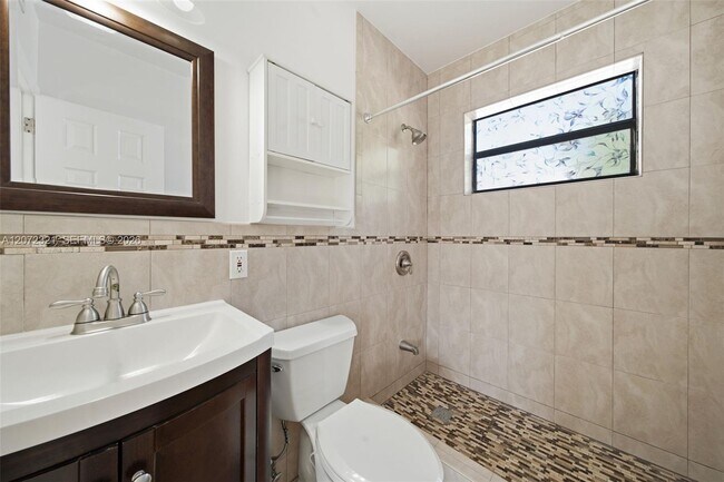 Building Photo - 9300 NW 32nd Ct