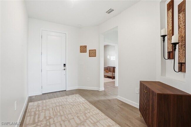 Building Photo - 19306 Hinkley Dr