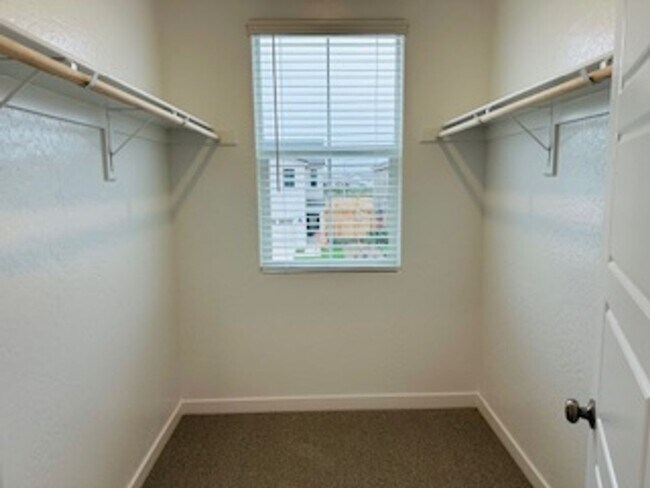 Building Photo - $2,650 Plum Tree 3 Bd + flex Home, Solar Panels & Battery, NEW Build - Clovis & Shepherd Ave.