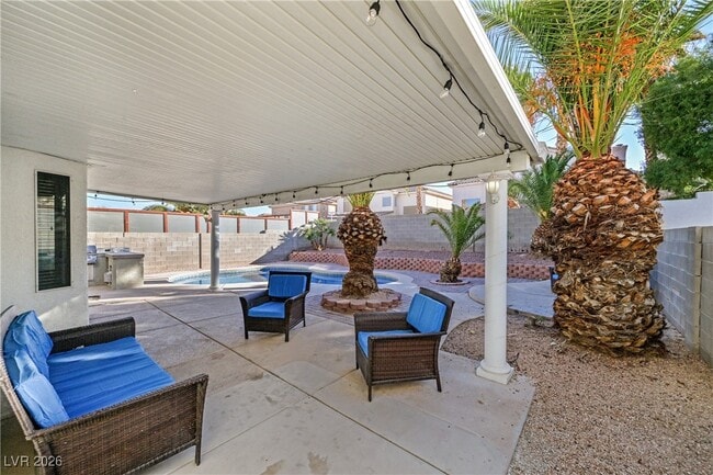 Building Photo - 871 Brunellos Ave