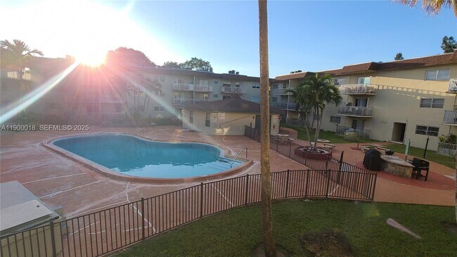 Building Photo - 7505 SW 82nd St